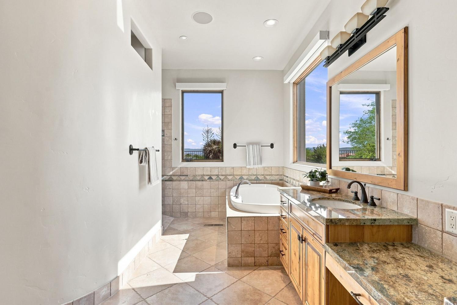2386 Chaco Trail St. George, UT 84770 - Photo 17 of 38 017-039-webormlsDSC 08907-1498x1000