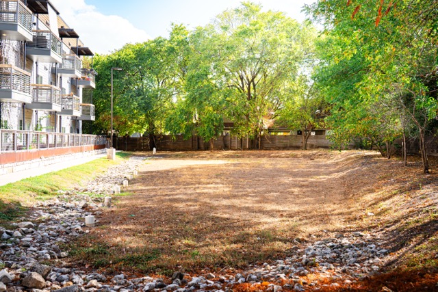 2505 Thornton Road, Unit 2106 Austin, TX 78704 - Photo 31 of 40 a view of an outdoor space and a yard