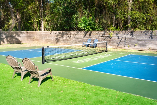 2505 Thornton Road, Unit 2106 Austin, TX 78704 - Photo 40 of 40 a view of a swimming pool with a yard
