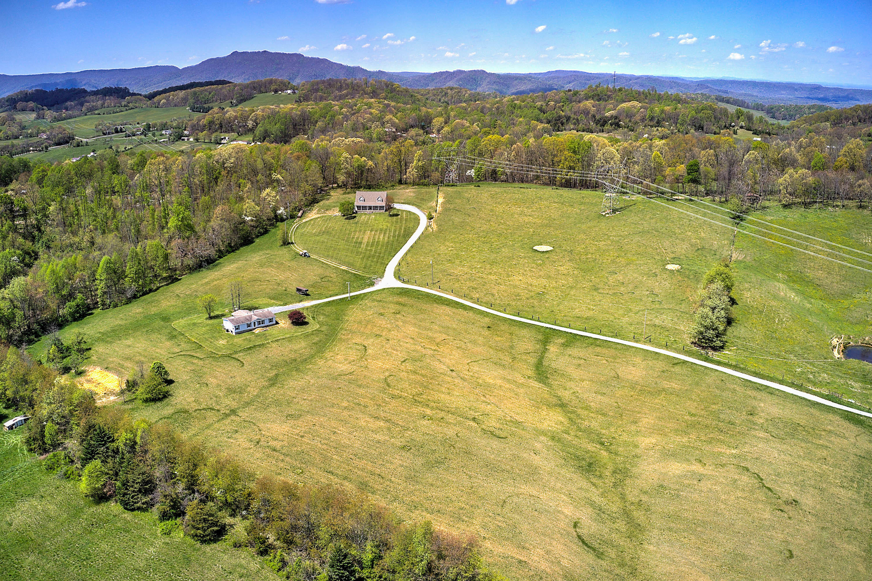 220 Kincheloe Road Fall Branch, TN 37656 - Photo 40 of 71 218 Kincheloe Rd