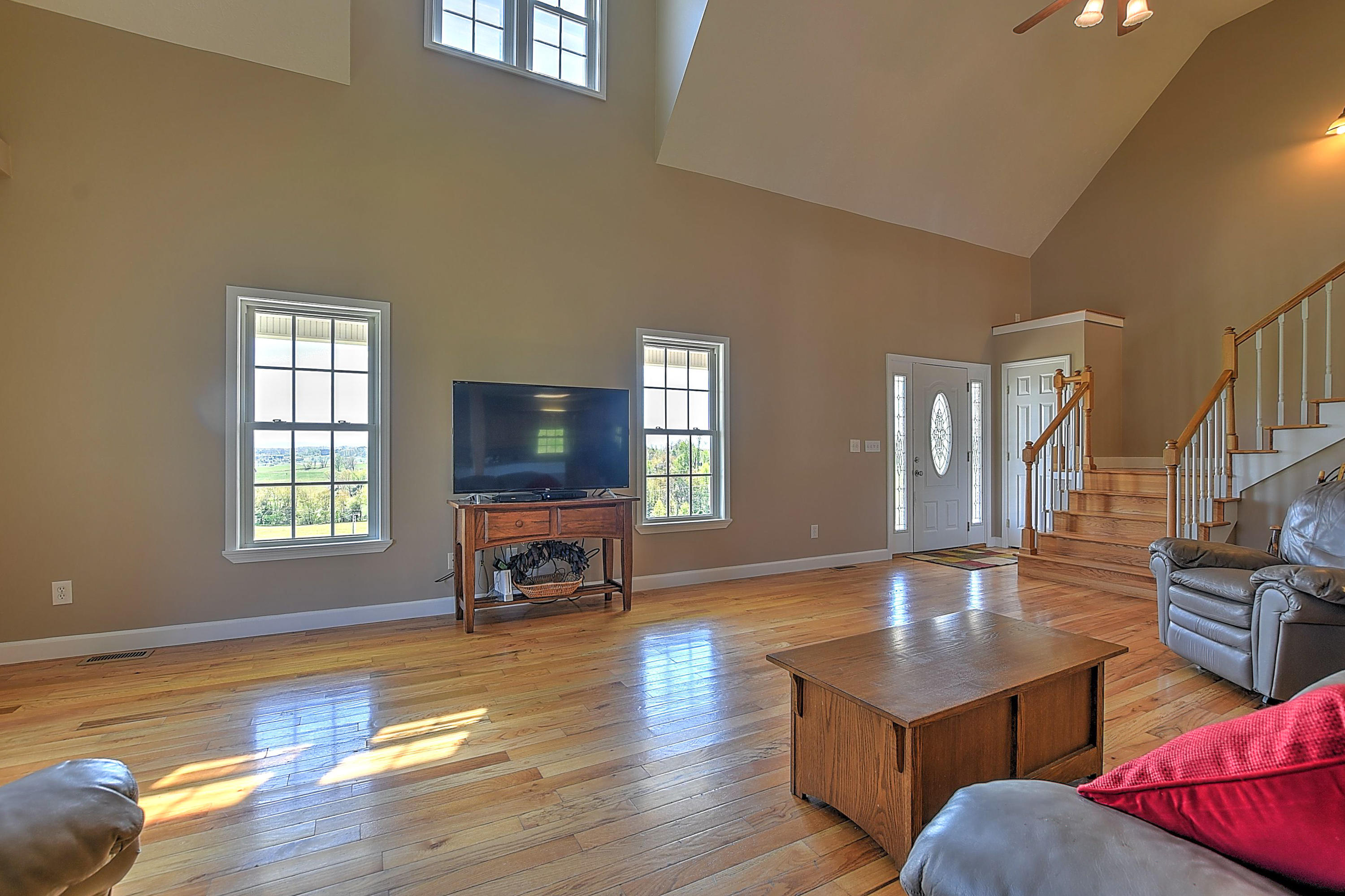 220 Kincheloe Road Fall Branch, TN 37656 - Photo 7 of 71 218 Kinchloe-8