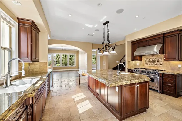 $10,500 | 18 Via Cima, San Clemente, CA 92672