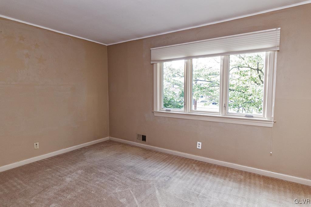 2245 Catasauqua Road Bethlehem, PA 18018 - Photo 23 of 42 Gallery Image 23