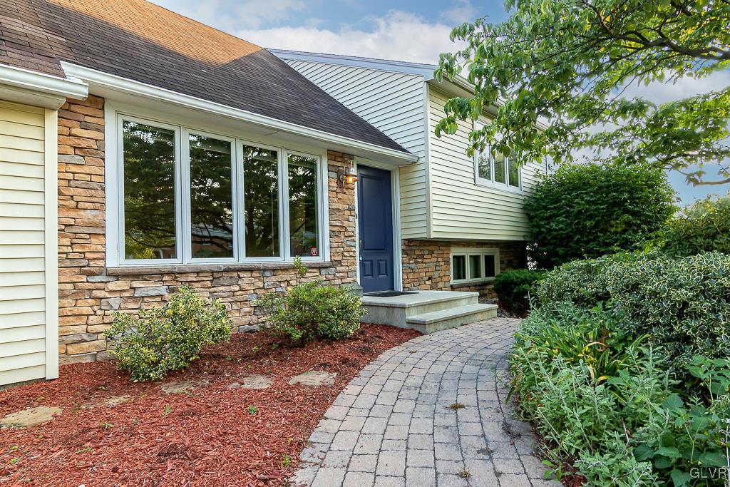 2245 Catasauqua Road Bethlehem, PA 18018 - Photo 3 of 42 Gallery Image 3