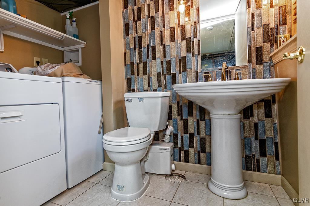 2245 Catasauqua Road Bethlehem, PA 18018 - Photo 36 of 42 Gallery Image 36