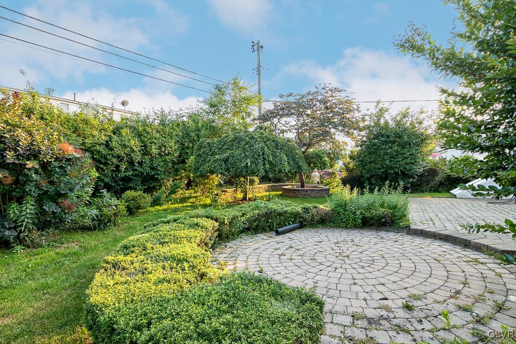 2245 Catasauqua Road Bethlehem, PA 18018 - Photo 8 of 42 Gallery Image 8