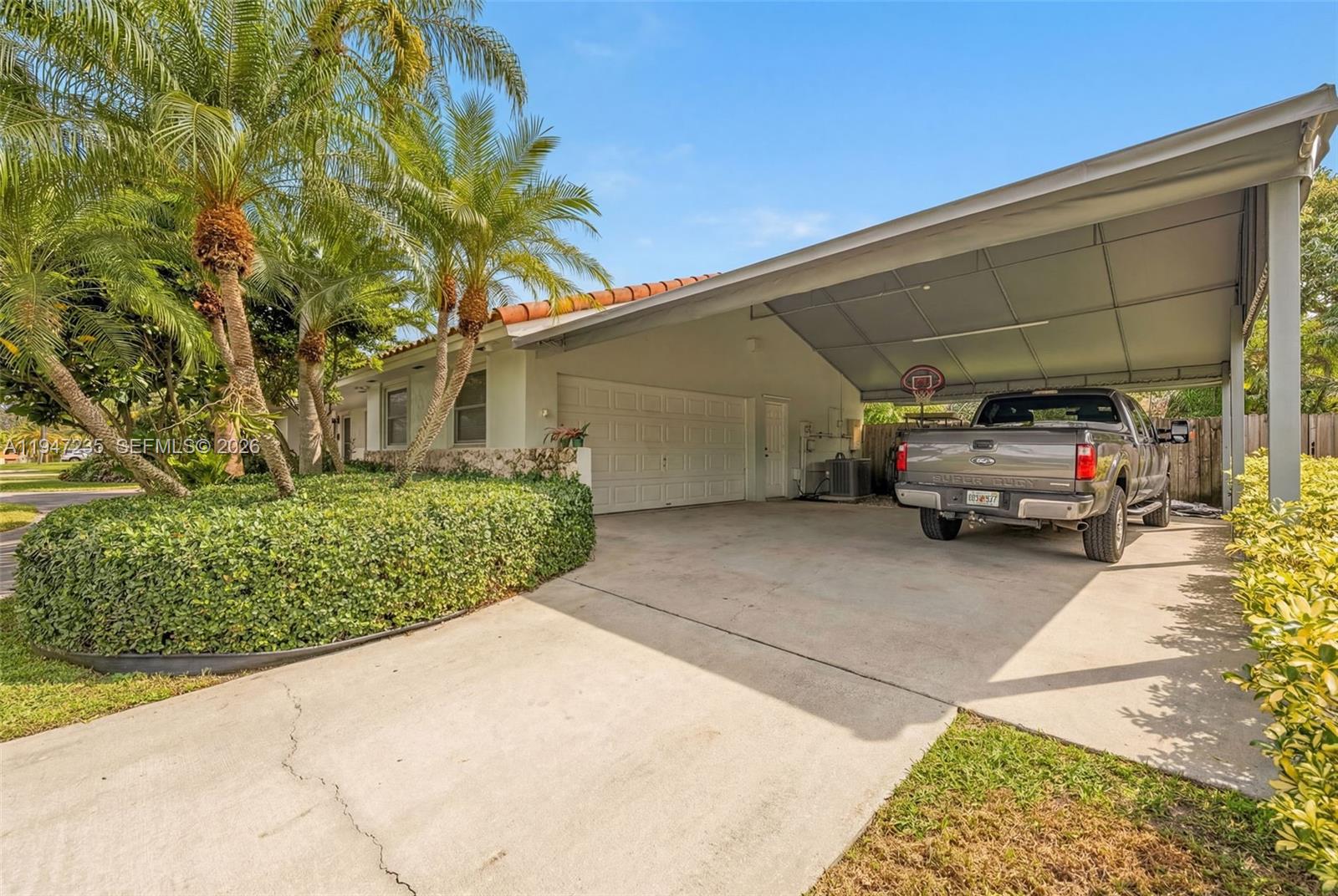 8200 Southwest 185th Terrace Cutler Bay, FL 33157 - Photo 6 of 42