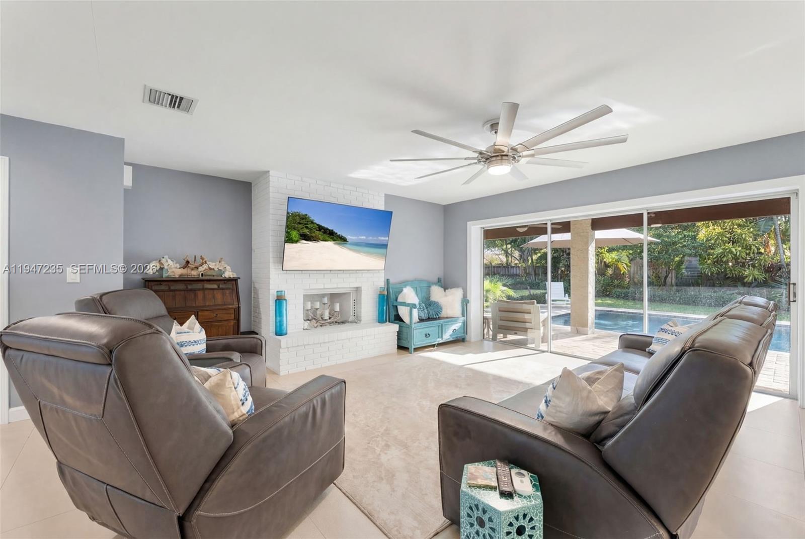 8200 Southwest 185th Terrace Cutler Bay, FL 33157 - Photo 10 of 42