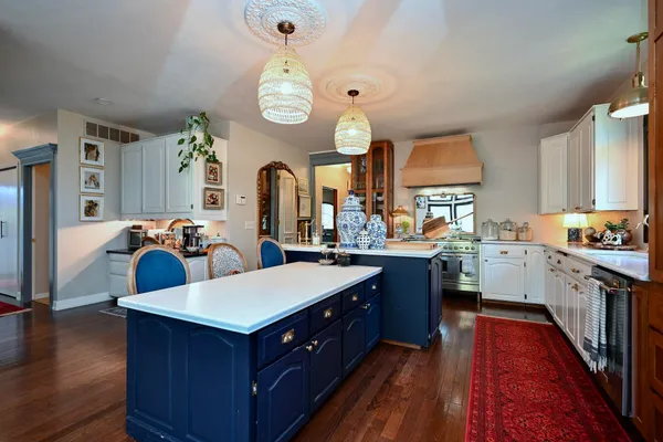 $995,000 | 2331 Goodview Road, Winona, MN 55987