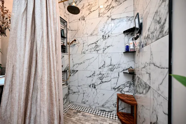 $995,000 | 2331 Goodview Road, Winona, MN 55987