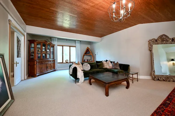 $995,000 | 2331 Goodview Road, Winona, MN 55987