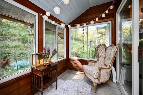 $995,000 | 2331 Goodview Road, Winona, MN 55987