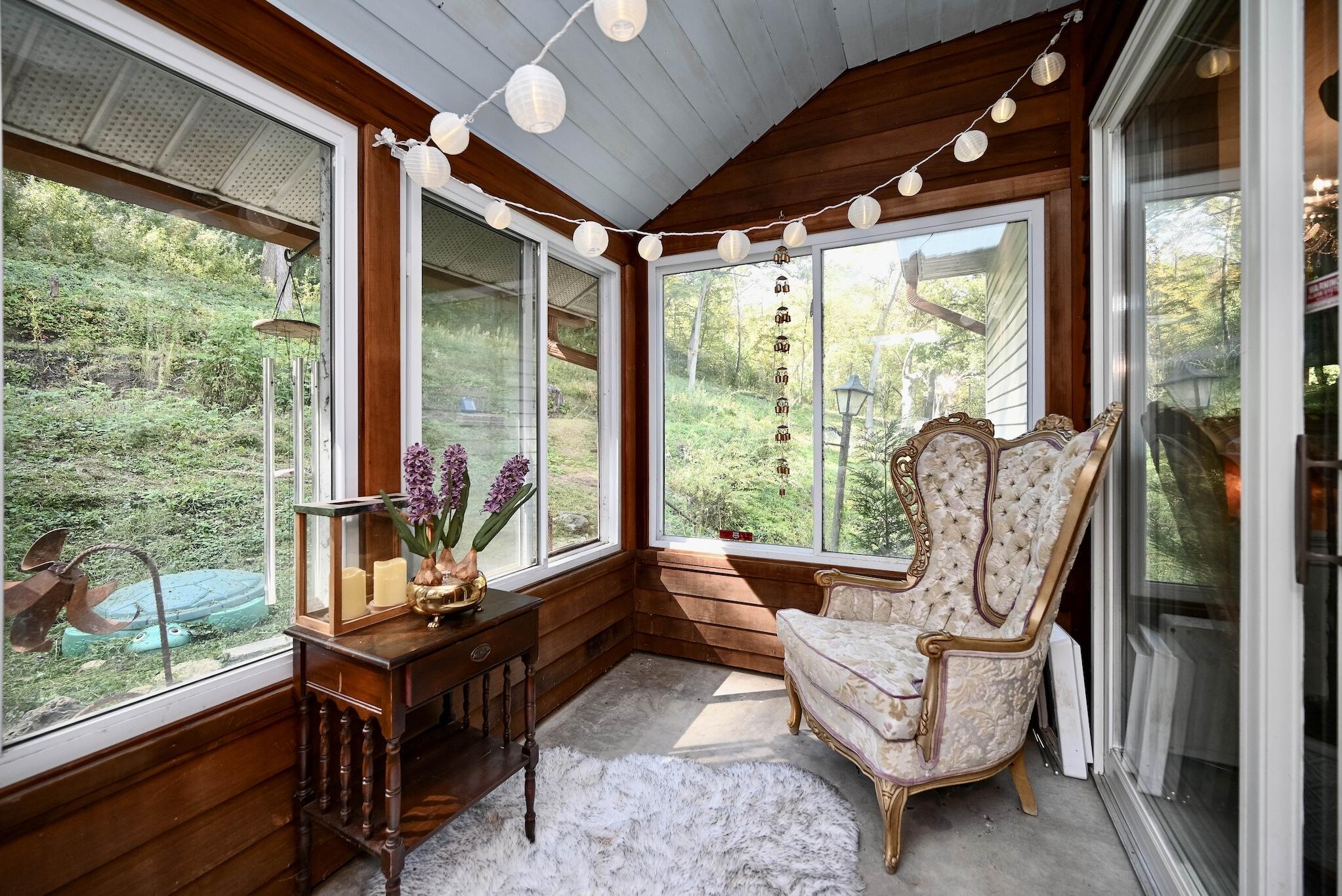 2331 Goodview Road Winona, MN 55987 - Photo 23 of 44 17 Private Porch