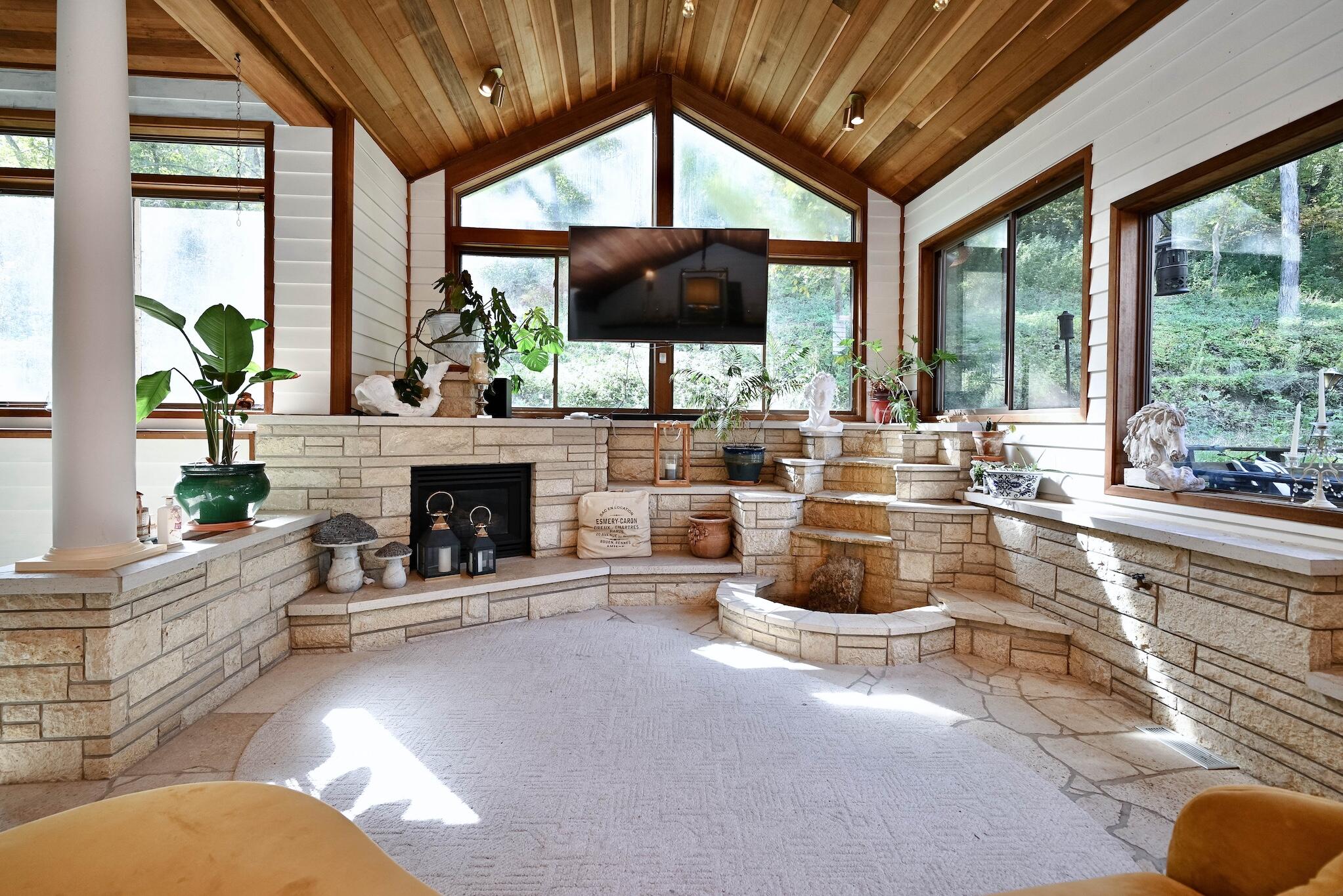 2331 Goodview Road Winona, MN 55987 - Photo 3 of 44 12 Pool Seating Area