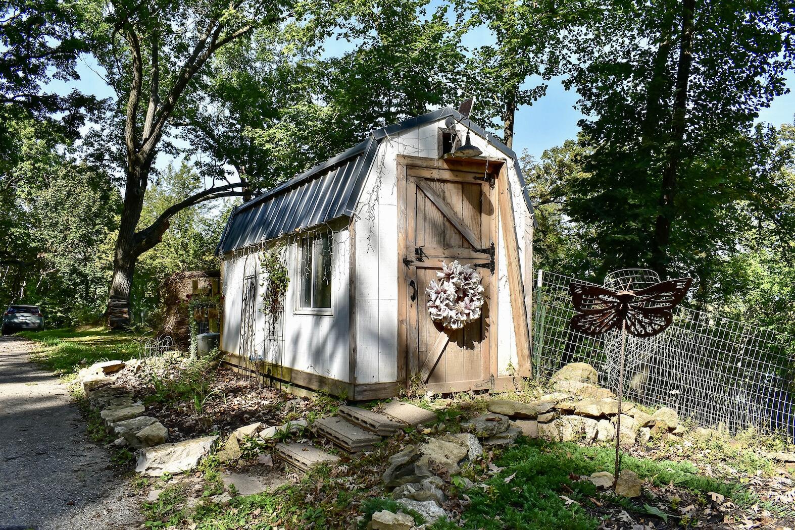 2331 Goodview Road Winona, MN 55987 - Photo 43 of 44 45 Chicken Coop