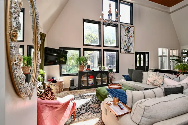 $995,000 | 2331 Goodview Road, Winona, MN 55987