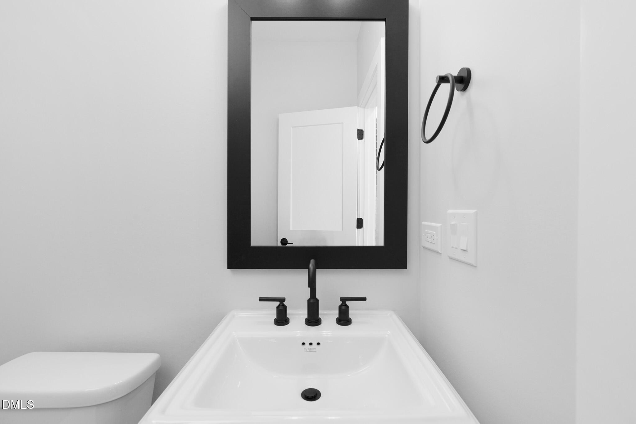 2400 Adrift Road Fuquay-Varina, NC 27526 - Photo 18 of 28 2400 Adrift Rd, Fuquay-Varina_17