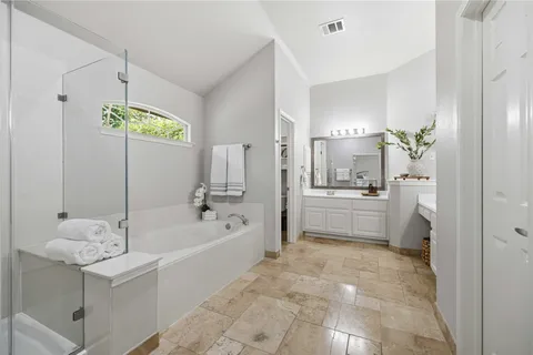$719,900 | 9308 Slate Creek Trail, Austin, TX 78717