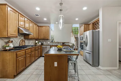 $719,900 | 9308 Slate Creek Trail, Austin, TX 78717