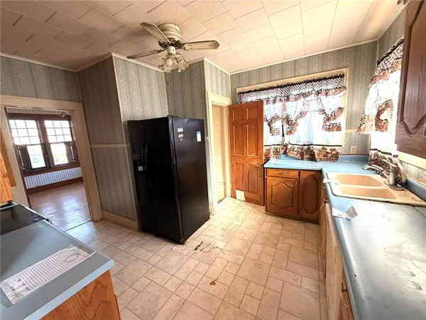 $79,900 | 502 East 14th Street, Baxter Springs, KS 66713