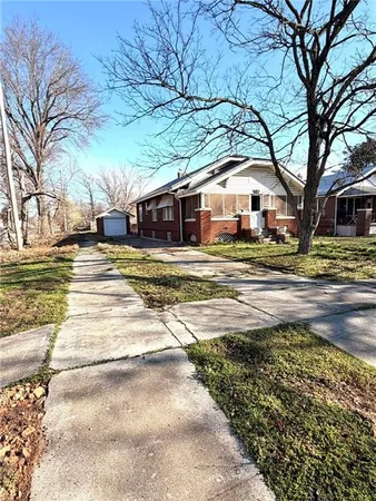 $79,900 | 502 East 14th Street, Baxter Springs, KS 66713