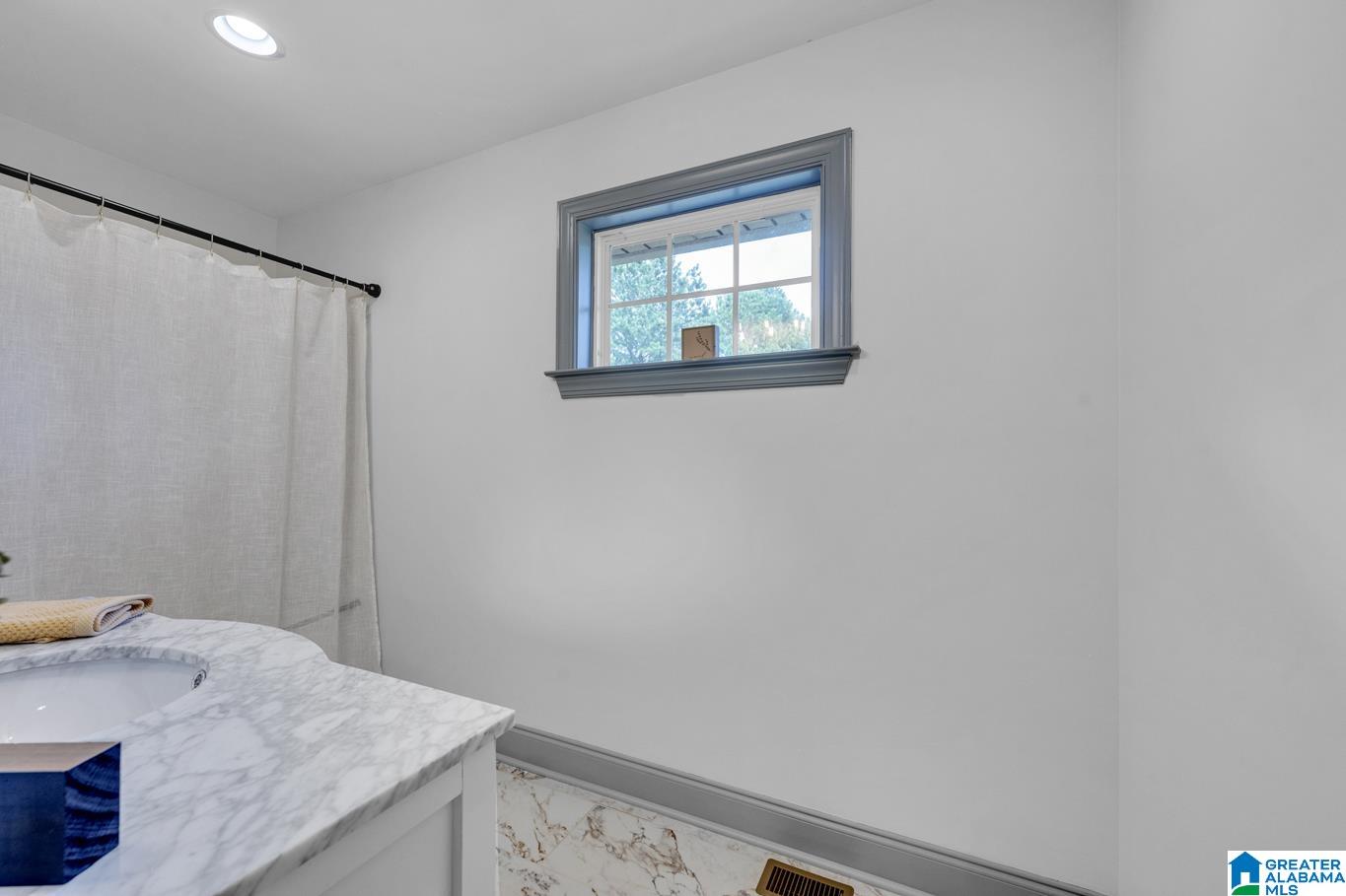 1580 Oren Miller Road Warrior, AL 35180 - Photo 20 of 33 Gallery Image 20