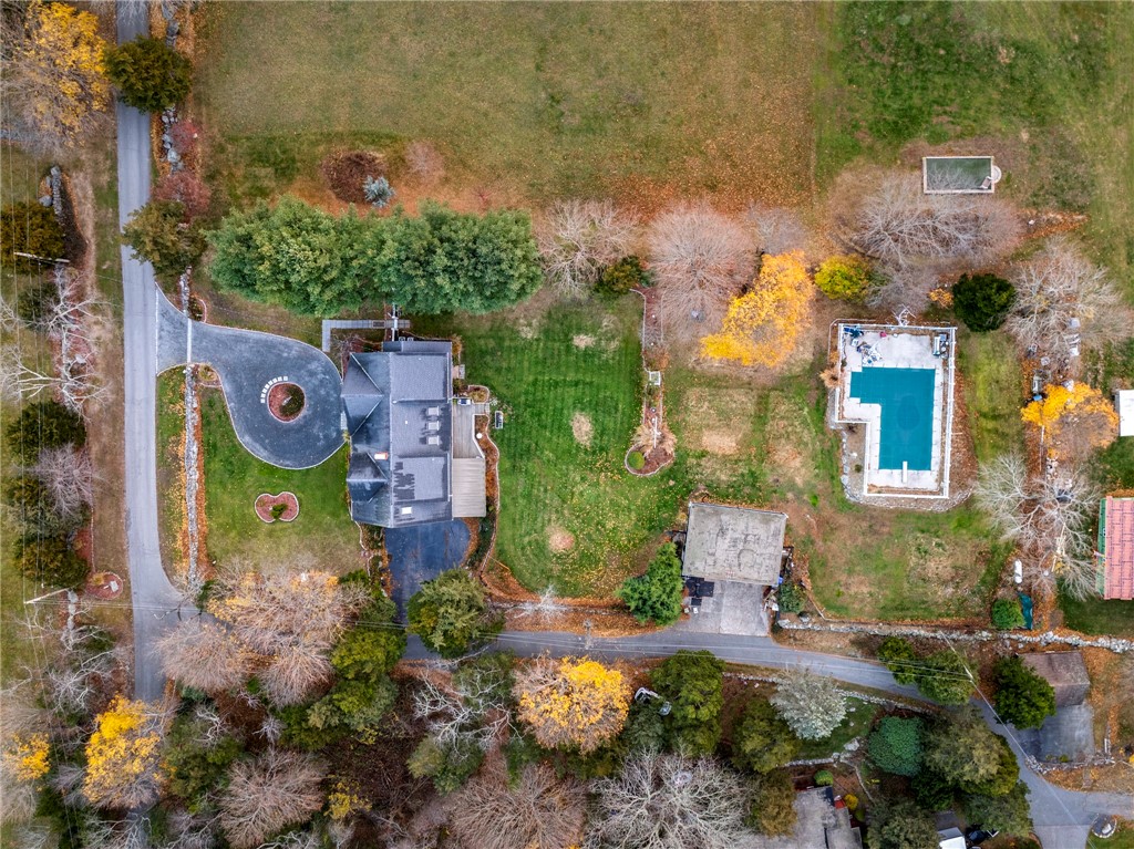 4 Pokanoket Trail Warren, RI 02885 - Photo 43 of 43