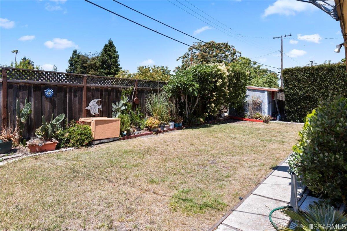 734 Telford Avenue Mountain View, CA 94043 - Photo 22 of 33