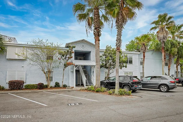 $135,000 | 3434 Blanding Boulevard, Unit 203, Jacksonville, FL 32210