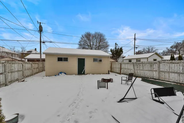 $260,000 | 1345 Annie Court, Sheboygan, WI 53083