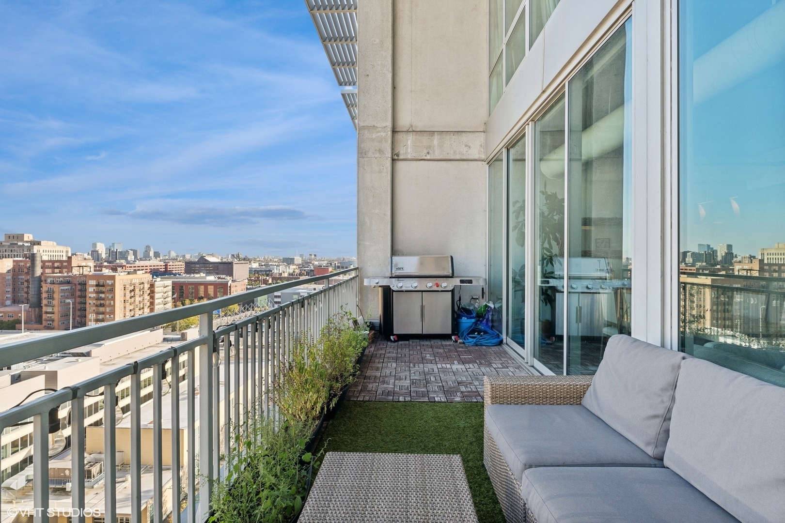 700 West Van Buren Street, Unit PH2 Chicago, IL 60607 - Photo 35 of 37