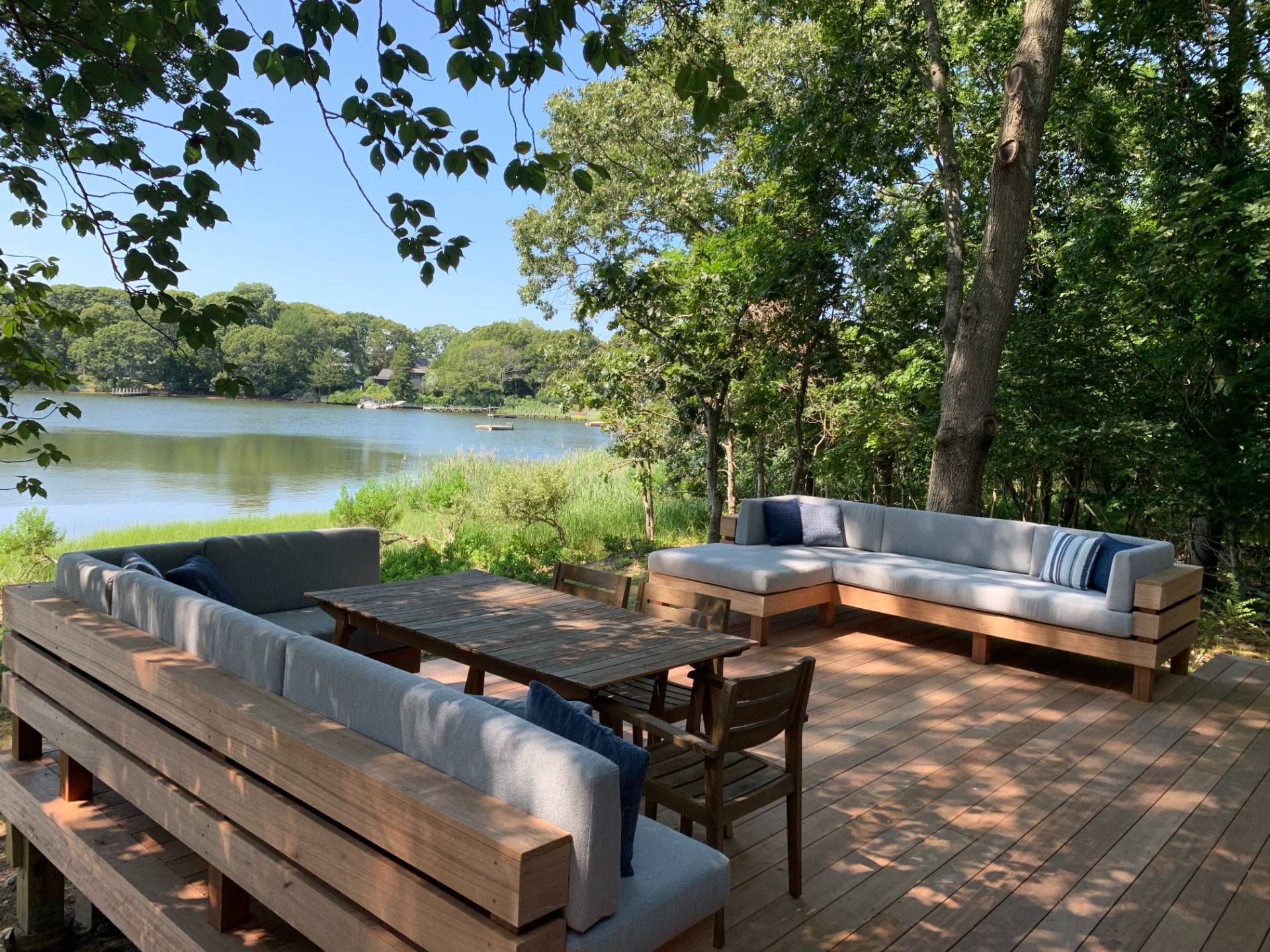 33 Bluff Point Road Sag Harbor, NY 11963 - Photo 11 of 20