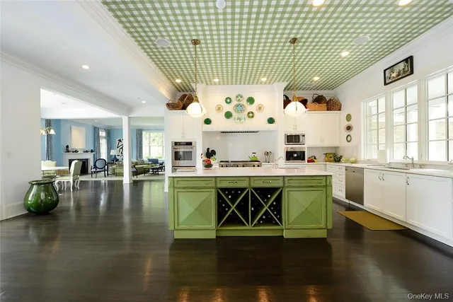 $6,995,000 | 21 Lincoln Lane, Purchase, NY 10577