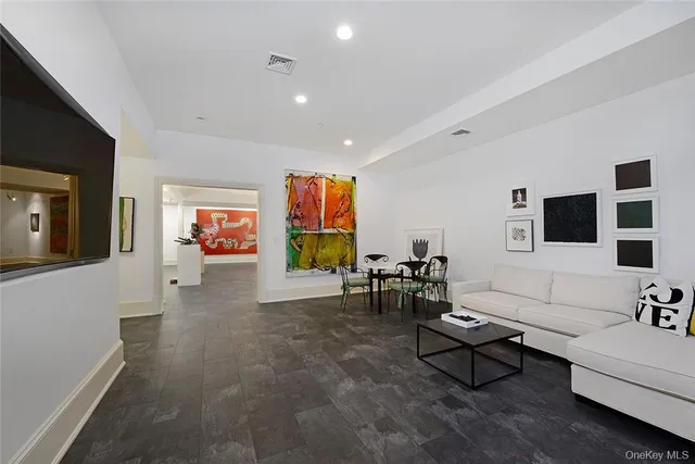 $6,995,000 | 21 Lincoln Lane, Purchase, NY 10577