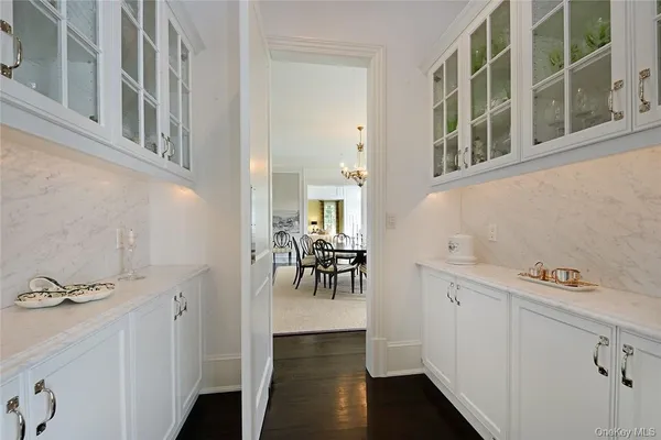 $6,995,000 | 21 Lincoln Lane, Purchase, NY 10577