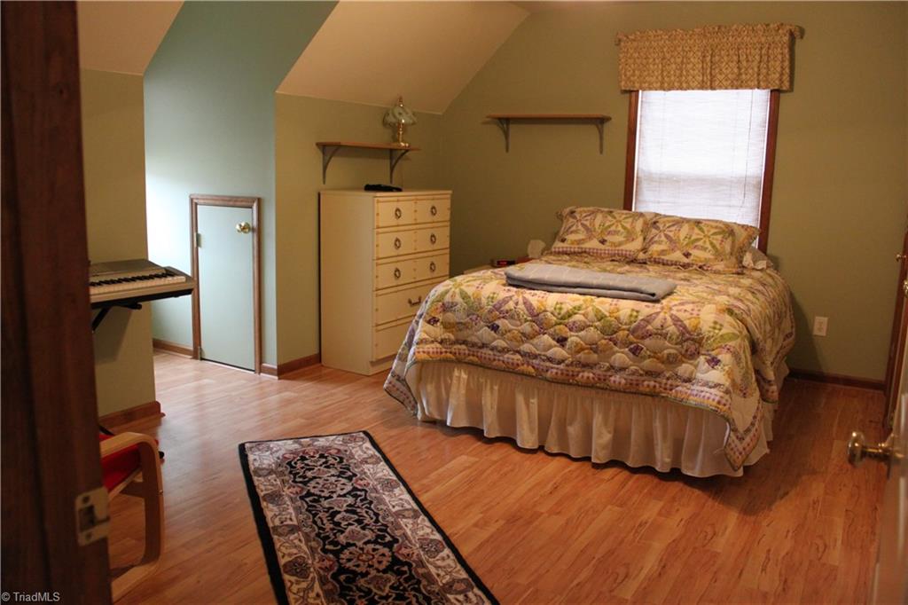 8103 Daltonshire Drive Oak Ridge, NC 27310 - Photo 17 of 28