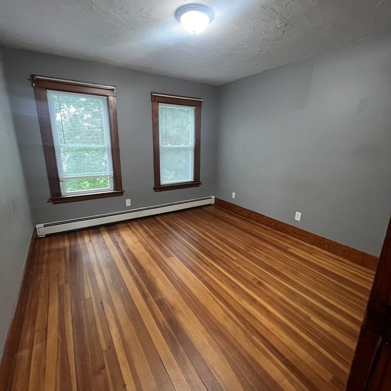 378 Parker Street Gardner, MA 01440 - Photo 14 of 21