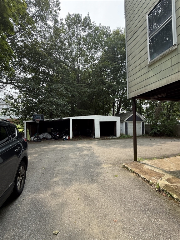 378 Parker Street Gardner, MA 01440 - Photo 4 of 21