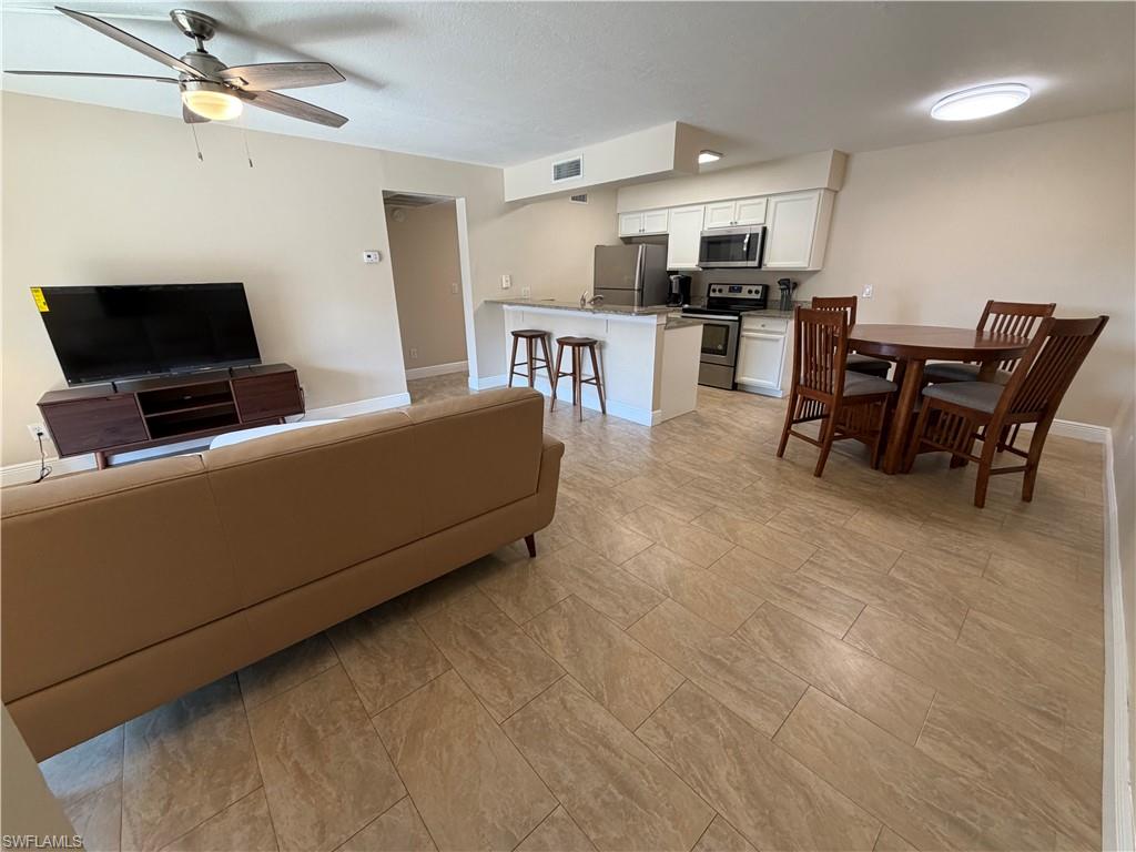 5327 Summerlin Road, Unit 2707 Fort Myers, FL 33919 - Photo 1 of 27