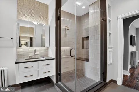 $5,250 | 216 N Street Northwest, Washington, DC 20001