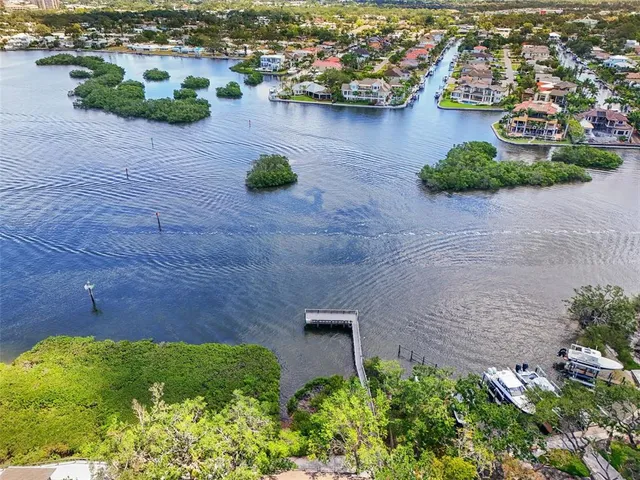 $529,000 | 1255 East Peppertree Drive, Unit 201, Sarasota, FL 34242