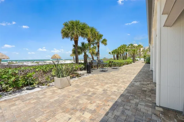 $529,000 | 1255 East Peppertree Drive, Unit 201, Sarasota, FL 34242