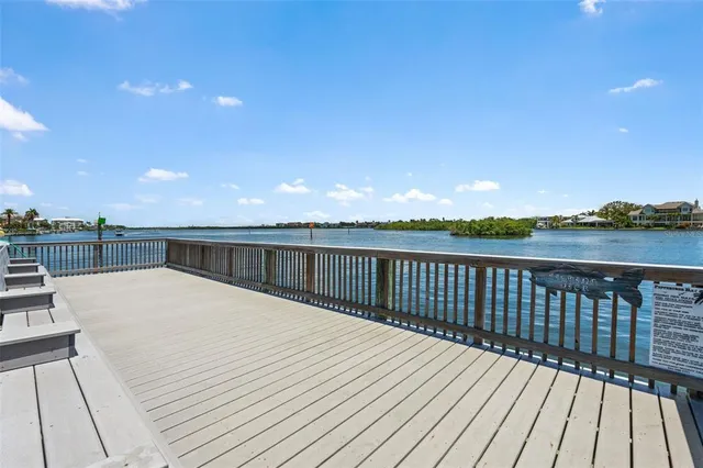 $529,000 | 1255 East Peppertree Drive, Unit 201, Sarasota, FL 34242