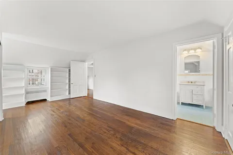 $899,000 | 1 Winslow Circle, Tuckahoe, NY 10707