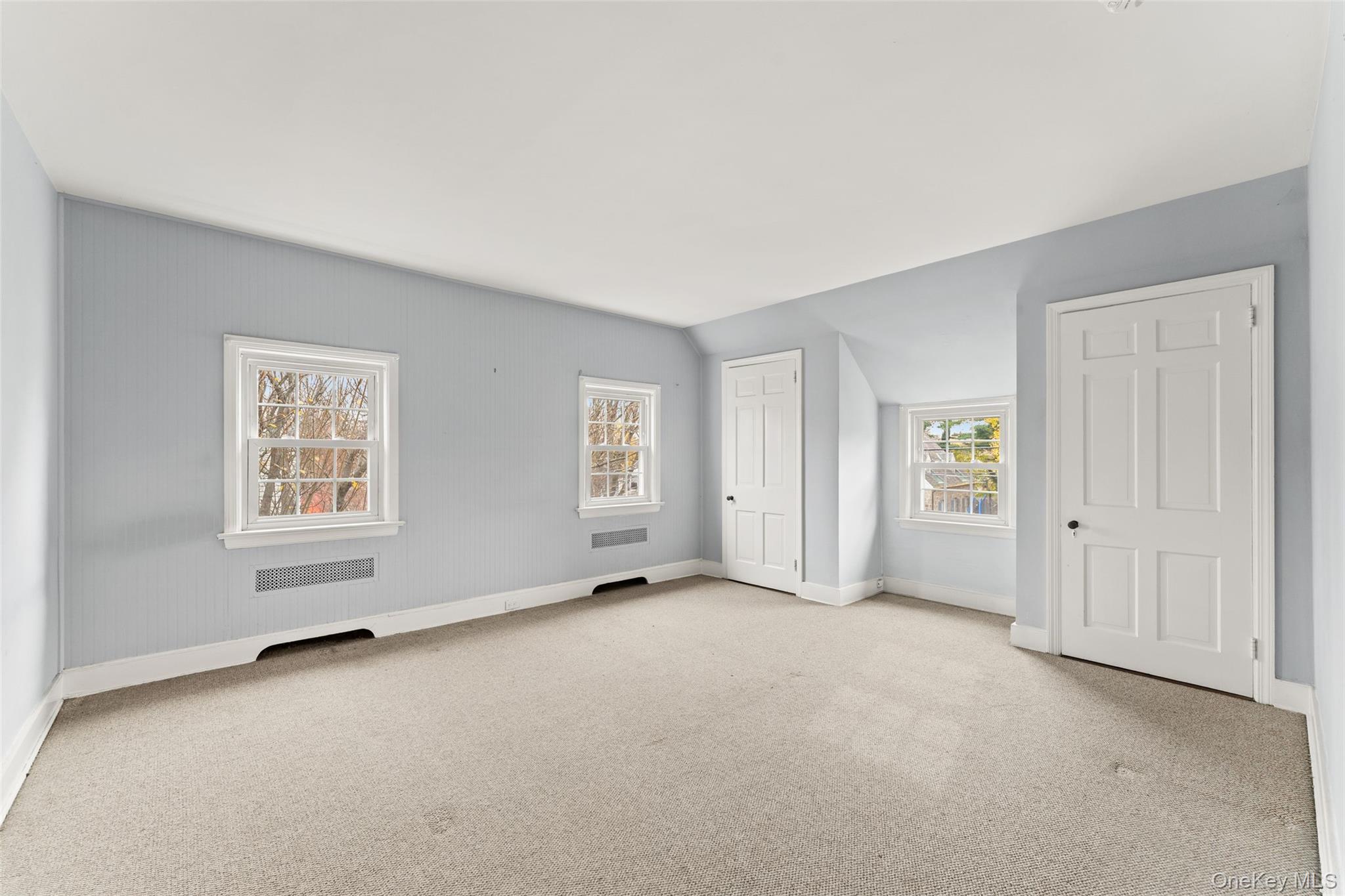 1 Winslow Circle Tuckahoe, NY 10707 - Photo 19 of 30 an empty room with windows