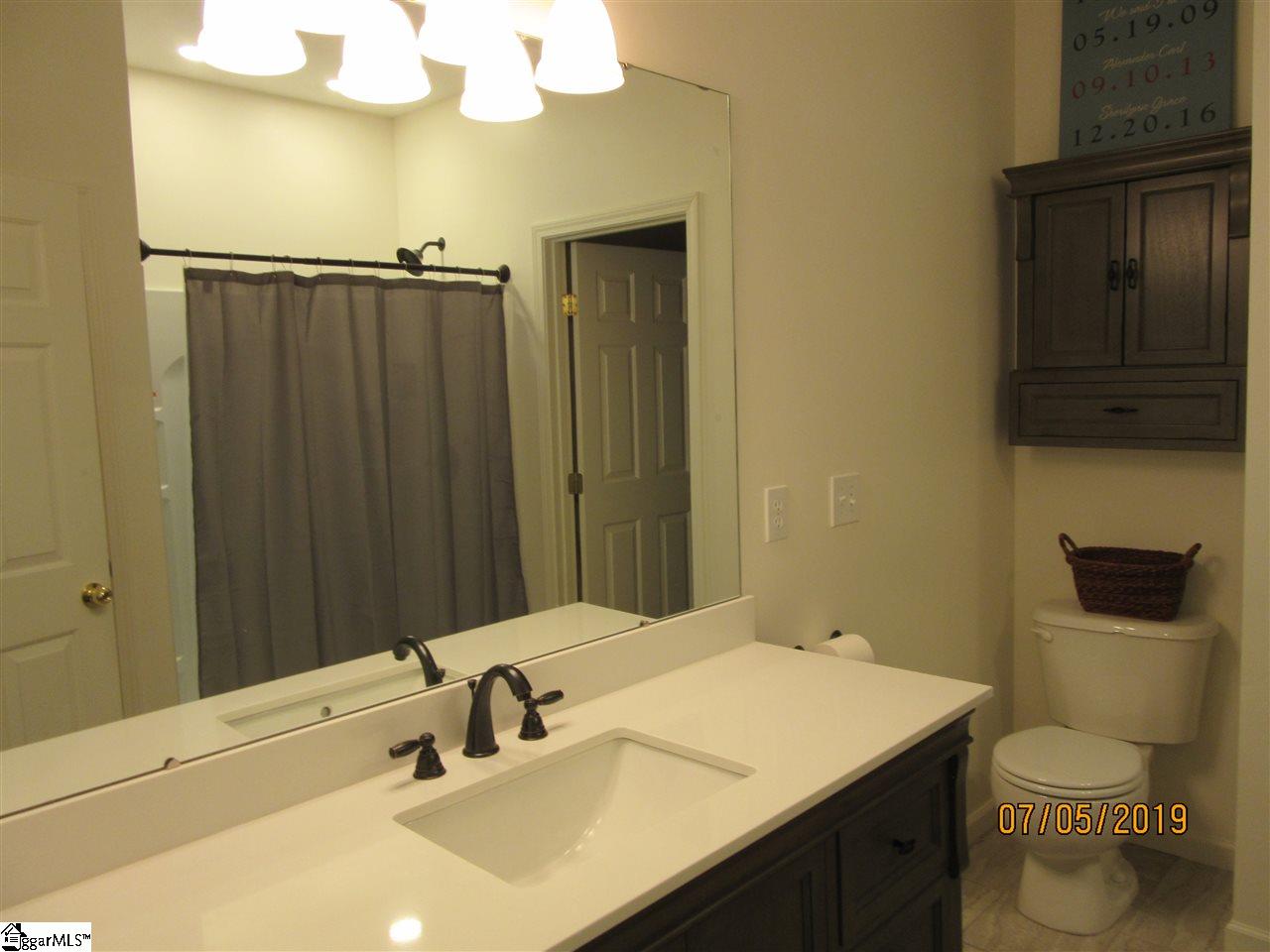 1324 Alexandrite Lane Mauldin, SC 29662 - Photo 15 of 35 Gallery Image 15