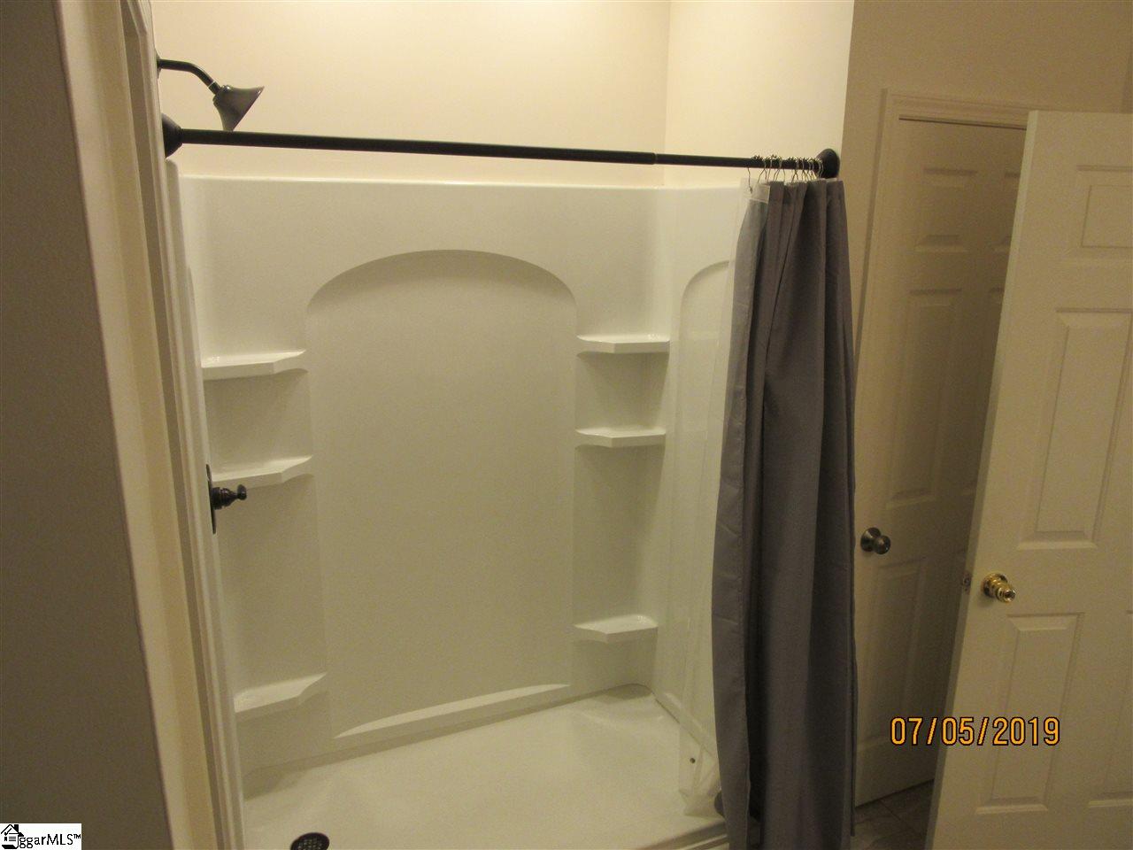 1324 Alexandrite Lane Mauldin, SC 29662 - Photo 16 of 35 Gallery Image 16