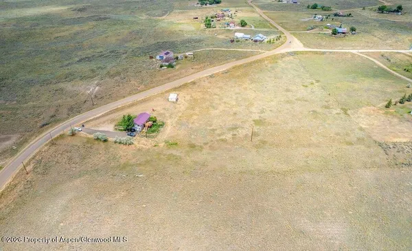a view of bathtub in dining room