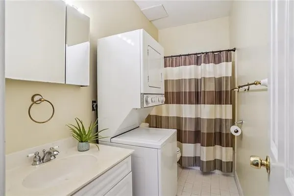 $199,000 | 822 Touro Street, Unit 1, New Orleans, LA 70116