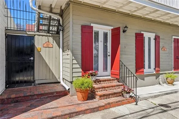 $199,000 | 822 Touro Street, Unit 1, New Orleans, LA 70116